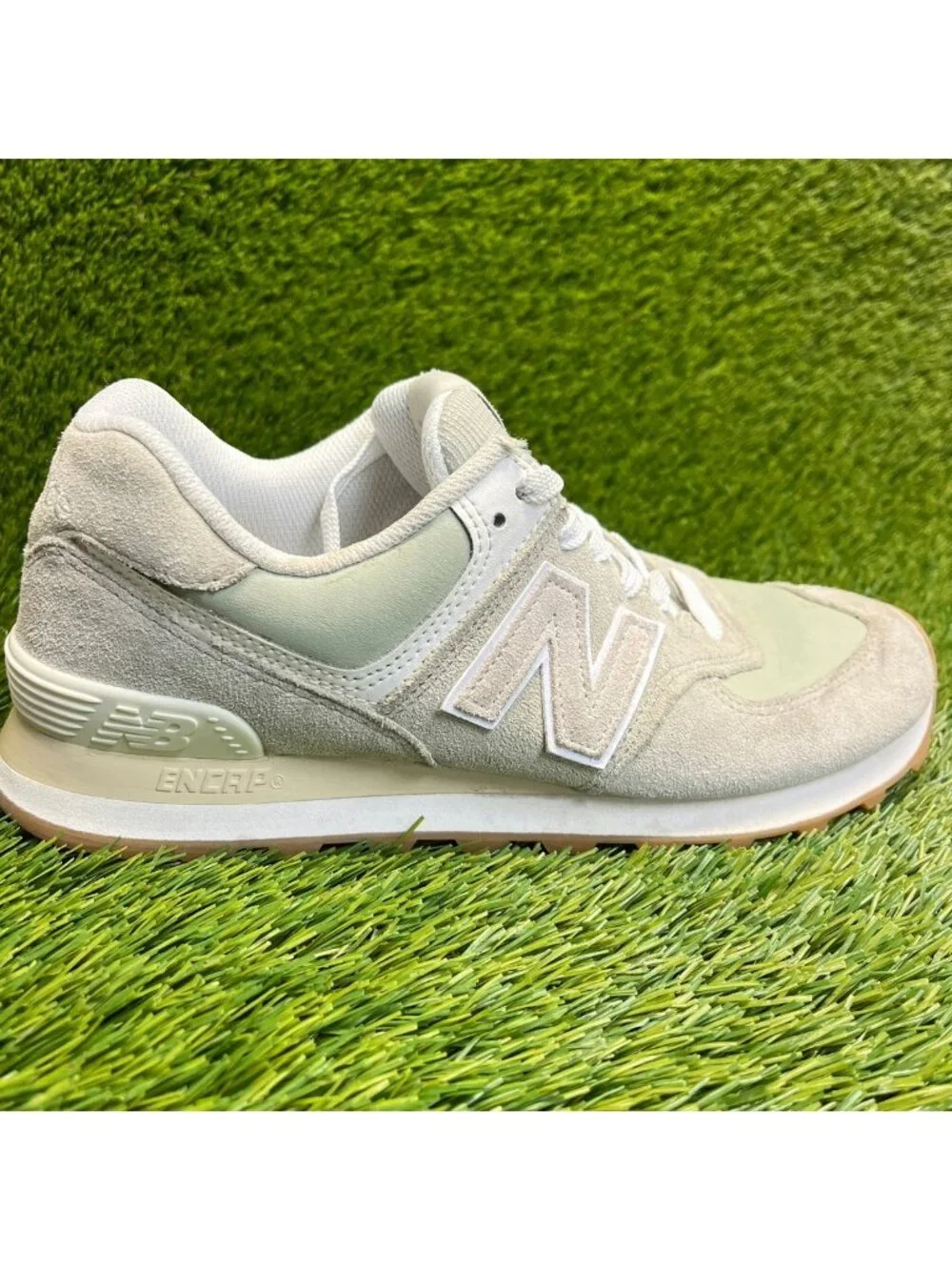New Balance 574 Sage Green Gray Womens Size 10 Athletic Running Shoes Sneakers